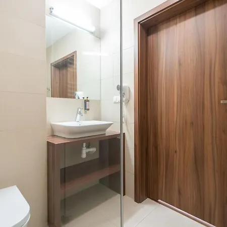 Apartment Rent Like - 210